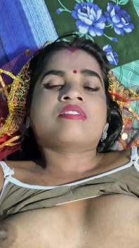 Pakisthani Housewife Sital and Her Classmate Md Aktar First Time Blojob and Fucking