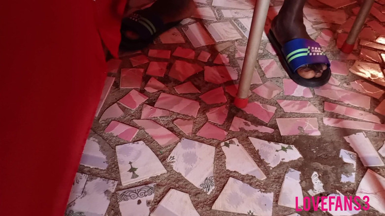 Moviesporn1: Este San Valentín es para una gran belleza negra guapo