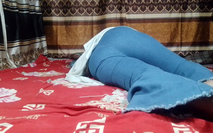 Nura443: Lần đầu tiên đụ cô gái Ấn mới của tôi trong tư thế...
