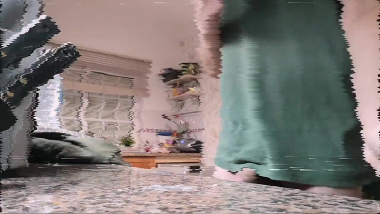 Rafael Torreano: Muncrat dua kali dan kencing di antara kedua mani muncrat