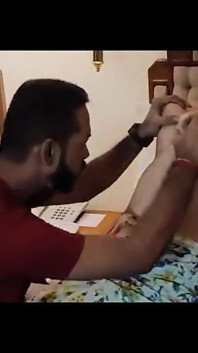 Žhavá a sexy bhabhi ošukaná tvrději, velký zadek