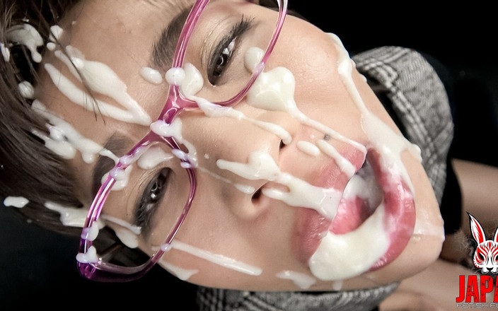 Japan Fetish Fusion: La pipe experte de Saya Anri : une expérience inoubliable