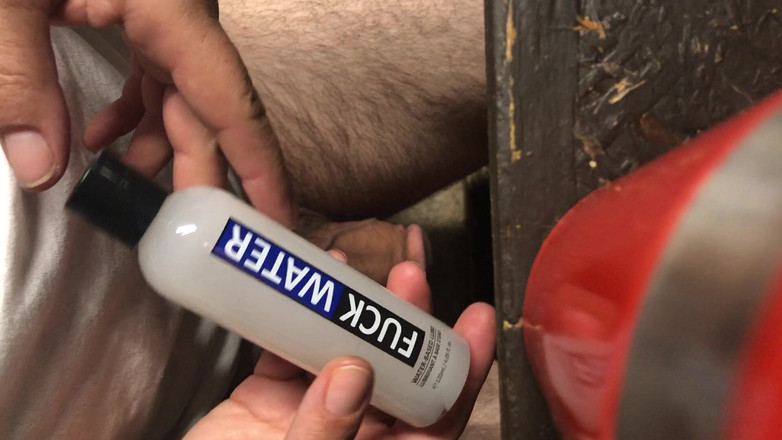 Thick Dick Industries: Двадцять хвилин удару