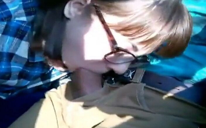 Master of porn: Sunny Blowday