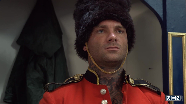 Men network: Men - British Guard Talked Dirty to by a Slutty Tourist...