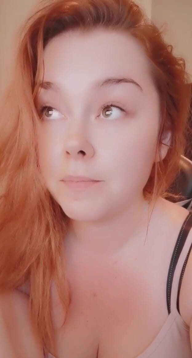 Ivy Wild: मैं बहुत बेवकूफ मदद कर रहा हूँ