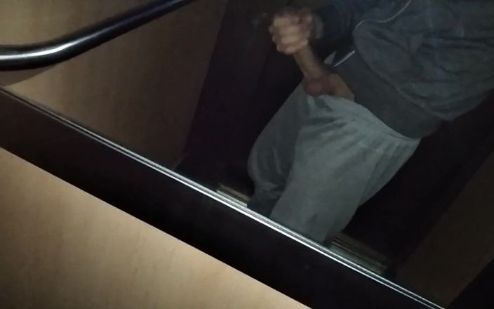 Arg B dick: I Jerk off this Huge Cock in the Neighborhood Elevator...