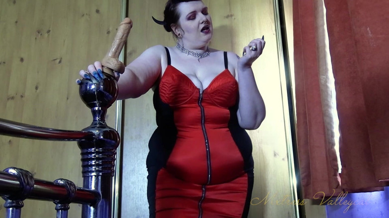 Mxtress Valleycat: Surrender to My Stiletto Nails