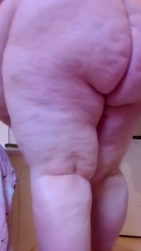 Naked SSBBW cleans lower camera view