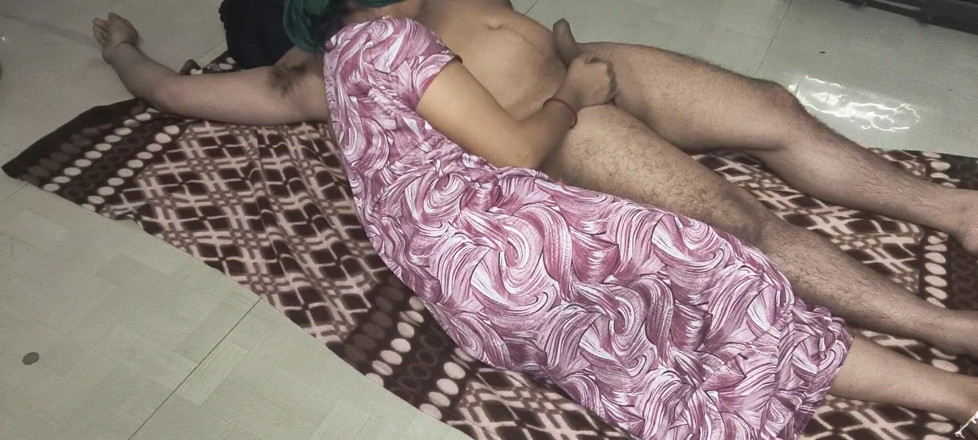 Sex with Anjali: Bhabhi with Pura Chus Liya Full Hindi Audio New Year...