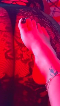 Brat Lesbian Foot Worship