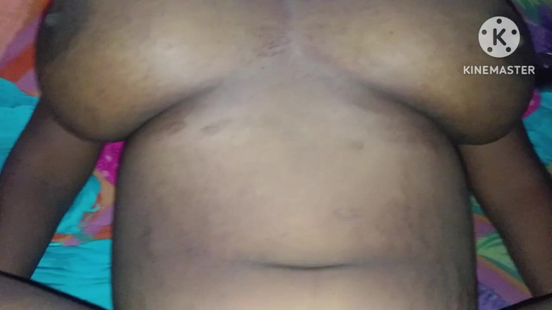 Nenika: Desi manželka se ráno probudila a dostala ošukaný zadek