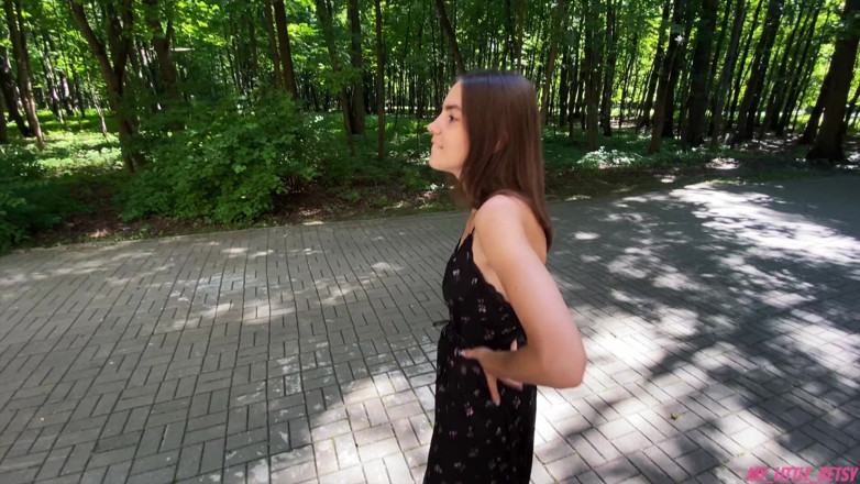 My Little Betsy: Walk In The Woods With Lush Ended With Cuming On...