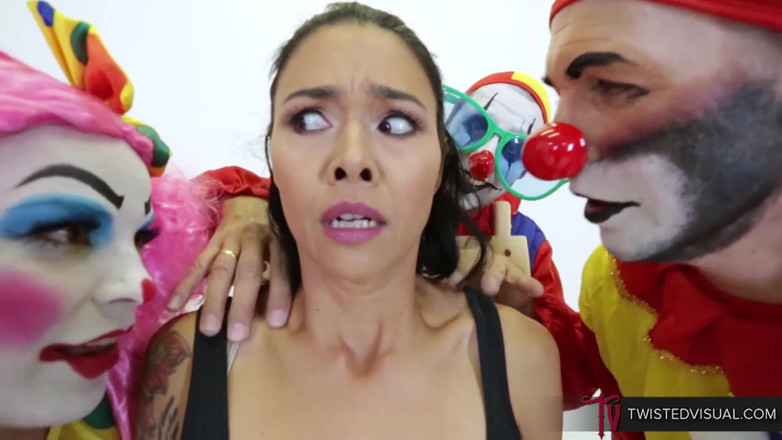 Twisted Visual: Lucky Asian Gets a Clownbang