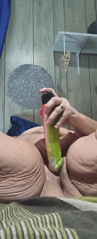 Horny Whore Has Got the Blues She Wants to Cum for You