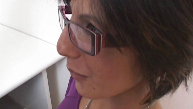 Real Home Made: Sekretaris baru yang hot adalah pelacur sejati!