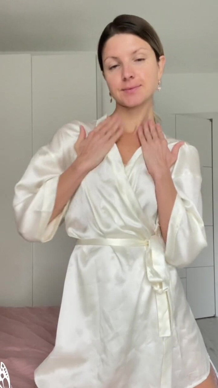 Gina Gerson: Solo Morning Masturbation