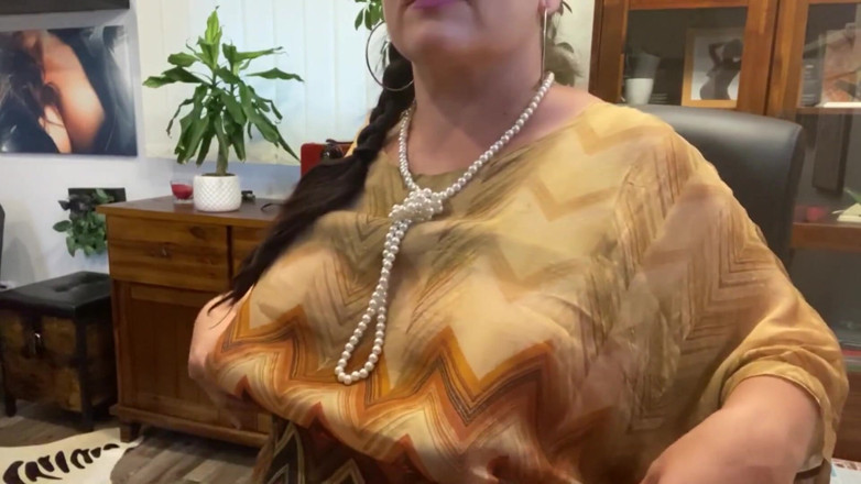 Tanja Tachee: Taste my breastmilk