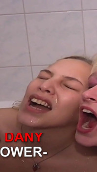 Golden Shower with Teen Nathalie & Dany Sun