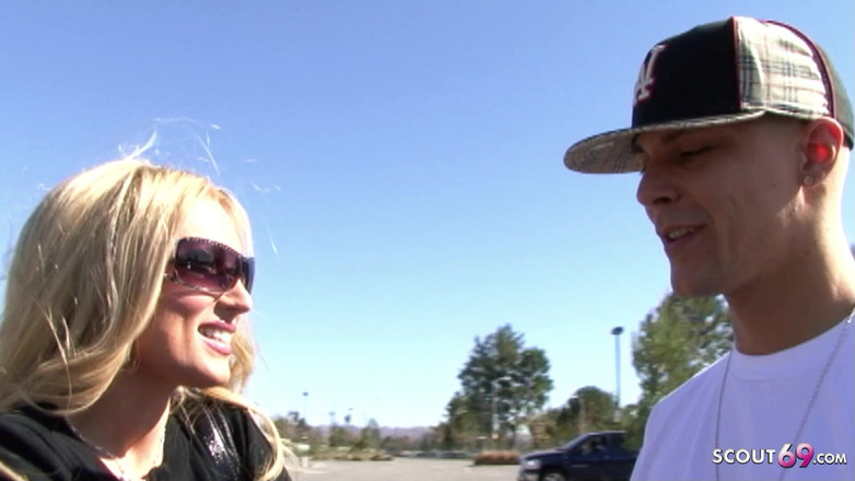 Full porn collection: 金髪スキニー熟女ダイアナきっによるステップ息子とモンスターコック