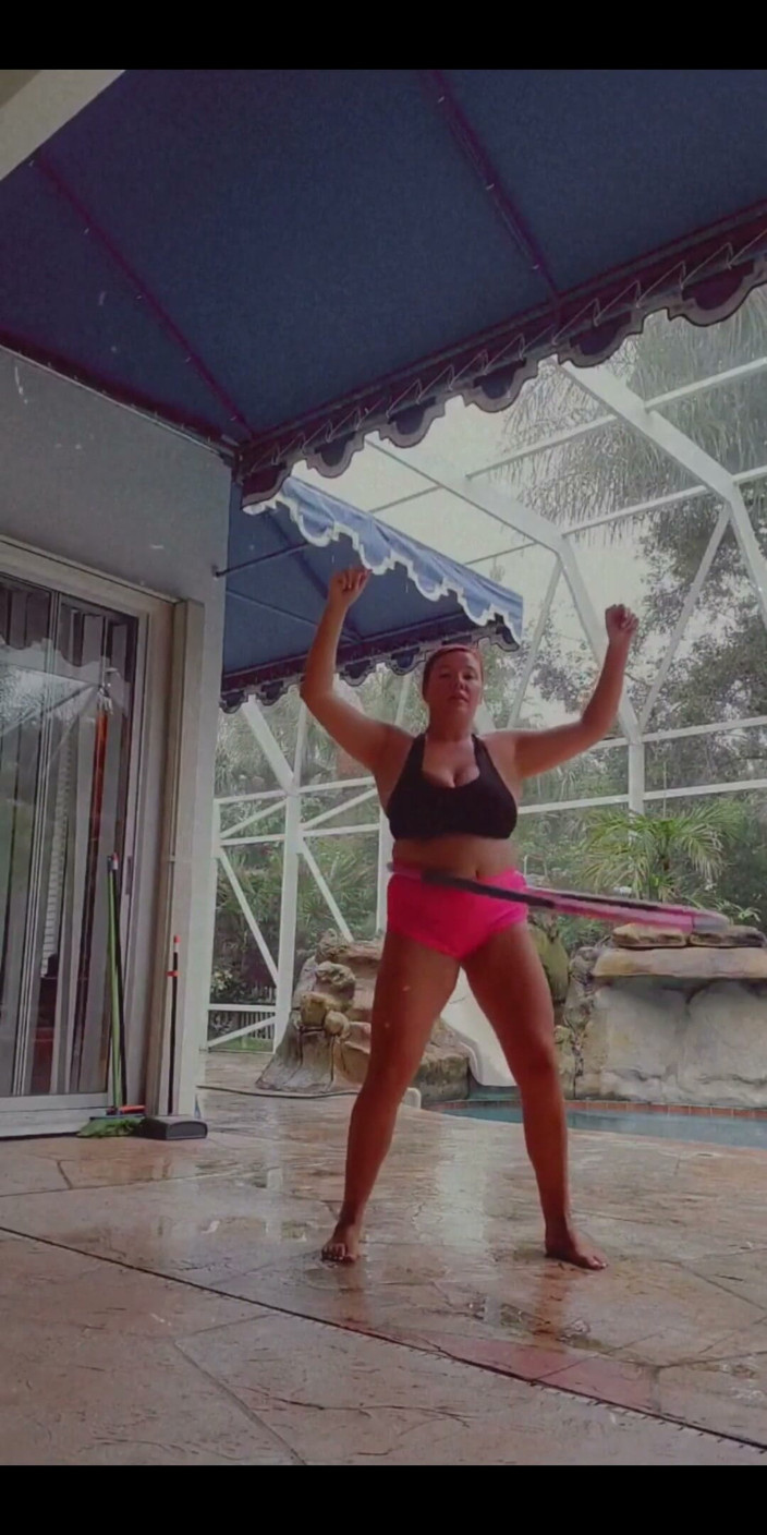 Annabelle Rogers: Rainy Day Topless Poolside Workout! Would You Be My Personal...