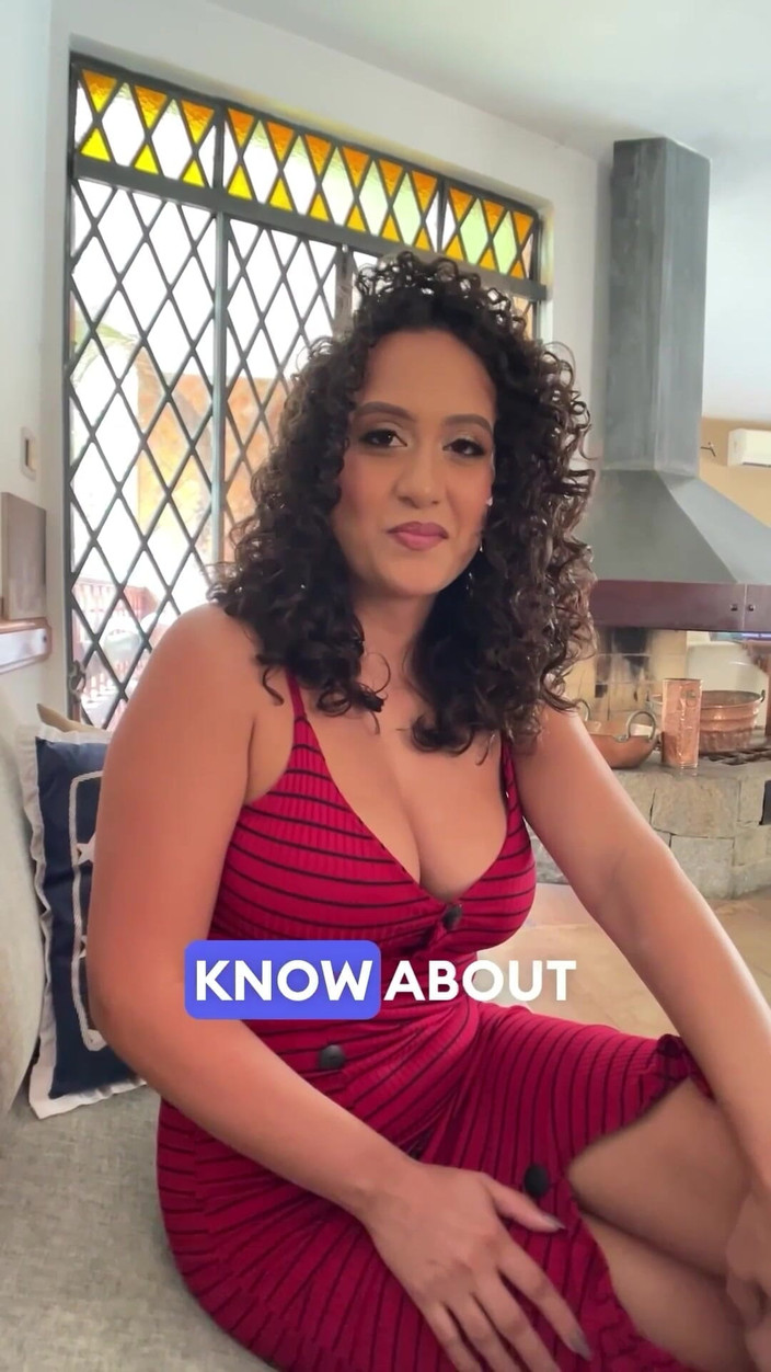 Johnny Grey: Busty Latina POV: Głębokie gardło i piesek styl po wywiadzie