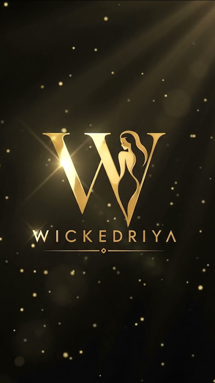 wickedriya: Zacht gekreun en natte vingers Indiase meid reel