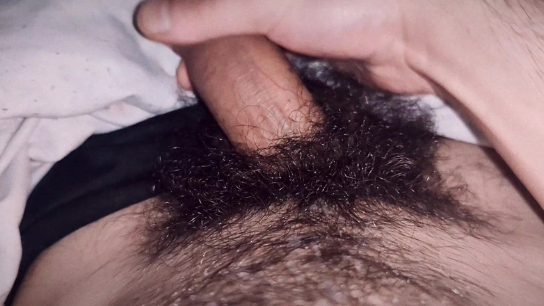 MartyBrady: 20 saal ki seksi jurvan baalon vaali land hastamaithun