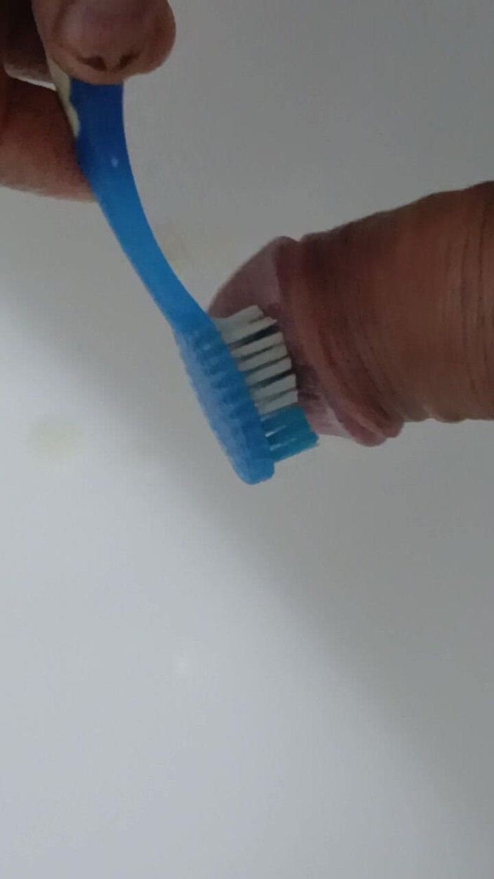 AlexCat: Mijn beste vriend moet schoon zijn