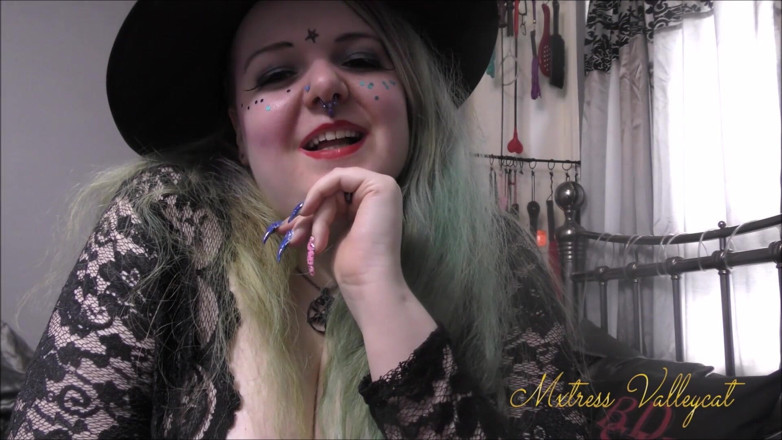 Mxtress Valleycat: Coven initiation