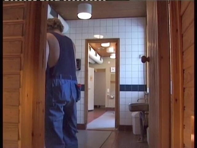 Radical: Handwerker und molliges mädchen