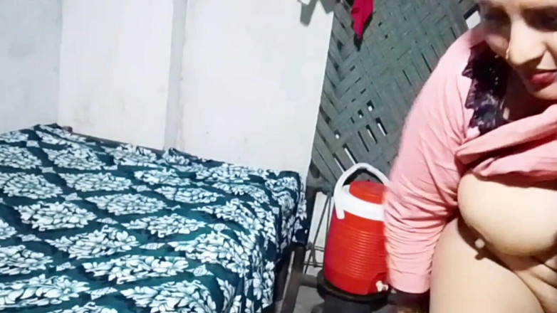 Abida sexy: Awek pejabat India berkongkek (filem hindi) - Themafiaofporn