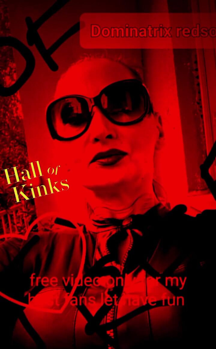 Dominatrix Redsonyja: Jak moc tě tu miluji, šukej mě všechny zase