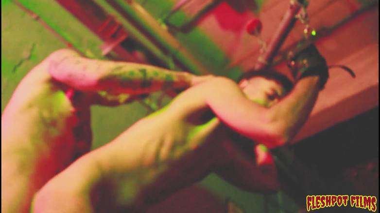 Fleshpot films: Ossessionamento di Axel