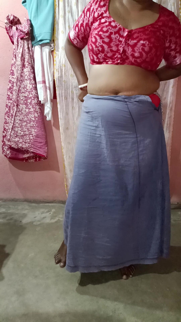 Pakhi0705: Yellow Saree che gocciona sfw