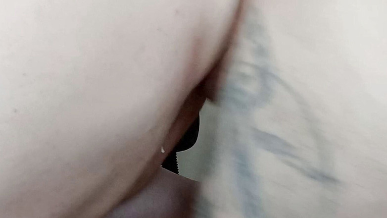 Zona901: The fat woman loves to fuck in this pose and...