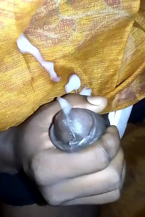 Jaanu294: 인도 스타일의 솔로 보이 랑카