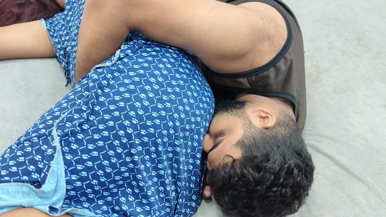 Vaigavarun45: Hot Ass Kiss and Ass Romance in Nighty