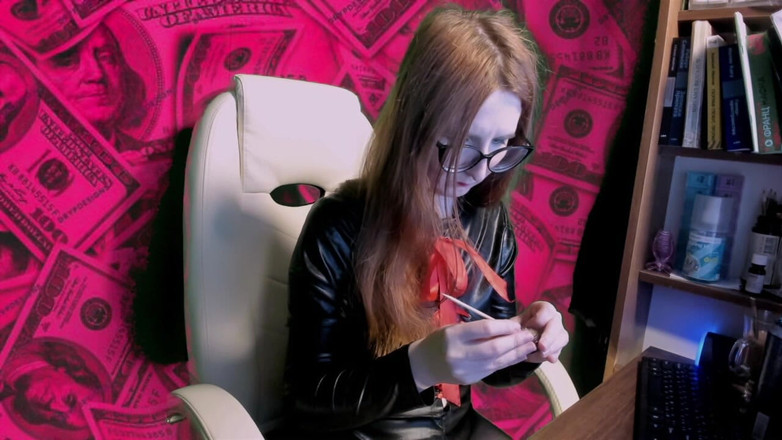 Banko Miyadzaki: Meşgul. Seni yoğun bir şekilde yok sayıyor.