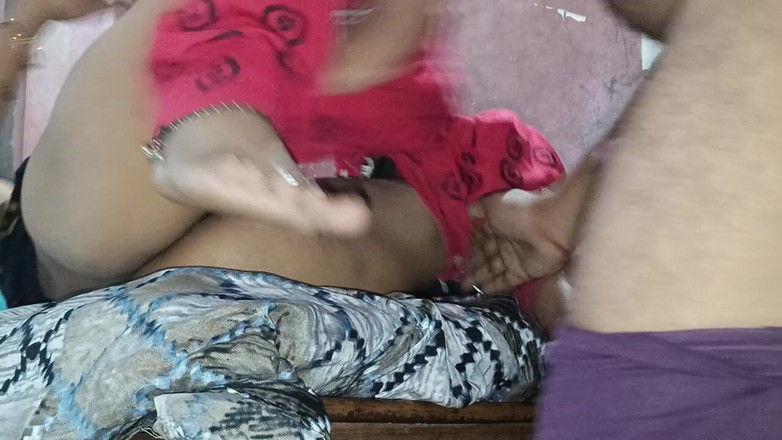 Nightqueen---7838: भाभी चुंबन और चुदाई