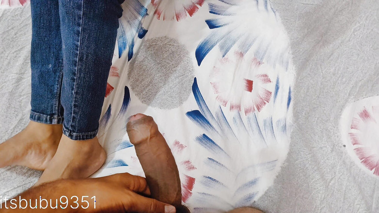 itsBubu: Indická Desi Bhabhi šokována Devarovým velkým čůrákem. Devar Bhabhi Desi Chudai Hindský...