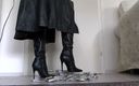 Lady Victoria Valente: High Heels Stiletto Boots Crush Cigarette Packs