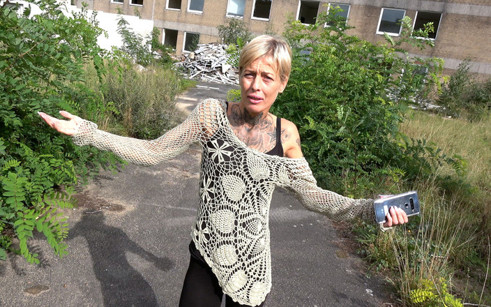 Andy Star: Tidak ada yang akan menemukanmu! Cewek kurus rambut pirang dientot...