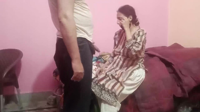 SHAKRATASNEEM: Nastavení s macechou doma tak žhavé a velmi krásné tělo