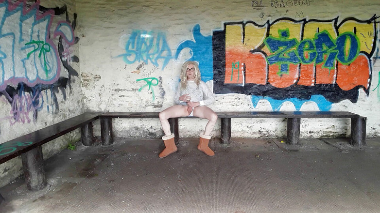 The Midnight Minx: Themidnightminx屋外観覧スポット