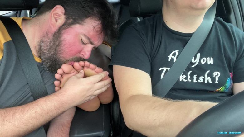 Ticklish Chubs: Snyft: Fabio's Ticklish Worship