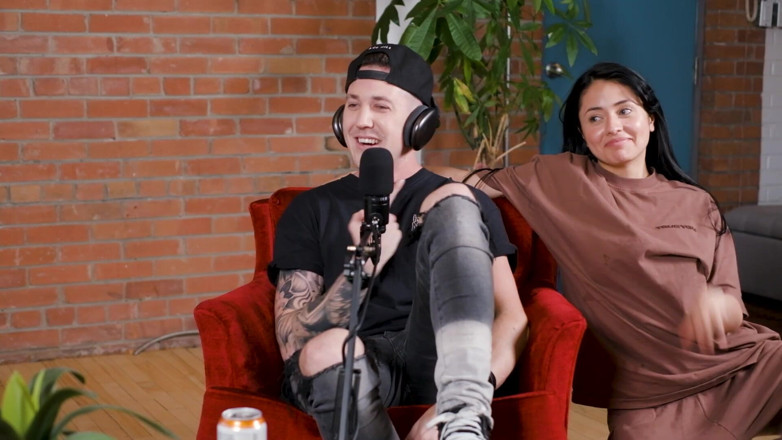 Pillow Talk: La stella di tiktok kane trujillo si rivolge ai suoi...