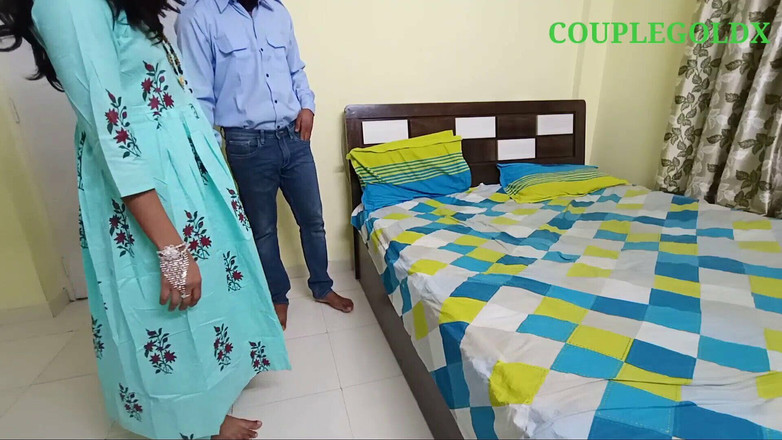 Sexy Komal: Divya通过邀请她的证券到Chudyaaliya房子来享乐。