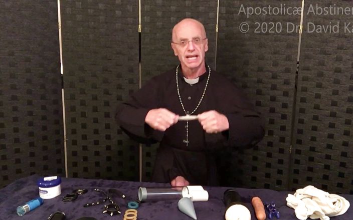 Worship Obey Surrender: Priest&amp;#039;s guide to achieving orgasm