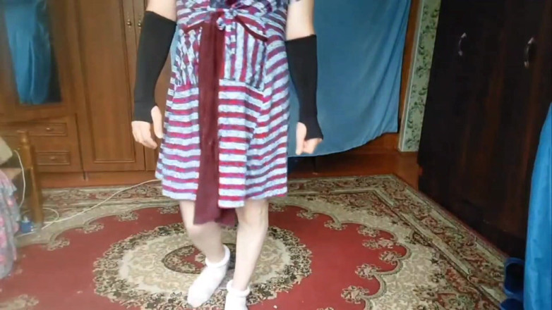 Kitty_Cross: आपका फेमबॉय क्रश यहाँ है